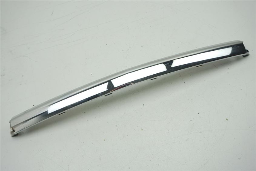 HONDA GL 1800 SC47 A ABS GOLDWING ABDECKUNG TOPCASE MITTE COVER CHROM VERKLEIDUNG