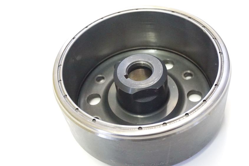 HONDA CB 1100 SF X-11 SC42 ROTOR DE POLO LIMA ALTERNADOR