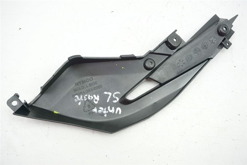 KYMCO PEOPLE GT 300 i ABS CUBIERTA REPOSAPIÉS IZQUIERDO TAPA LATERAL CARENADO
