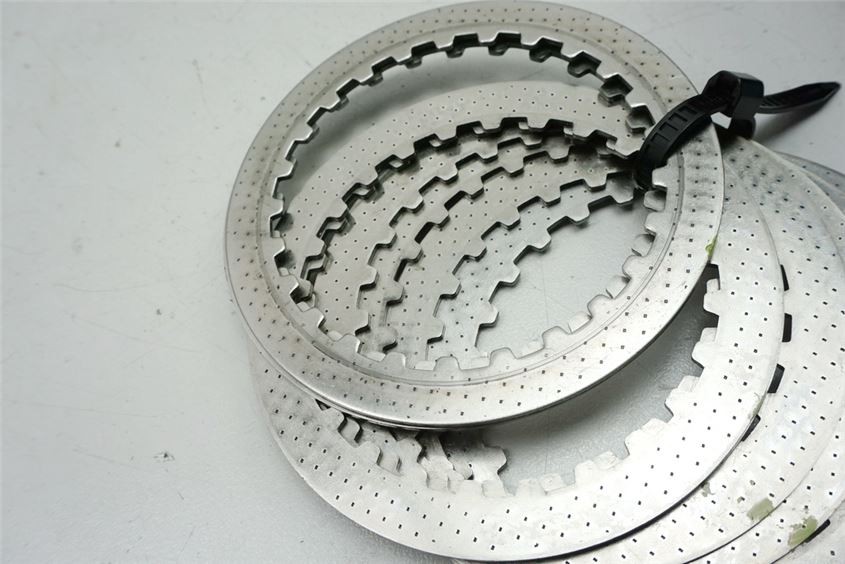 HONDA VFR 750 RC24 / 1 METALLSCHEIBEN KUPPLUNG STAHLSCHEIBEN