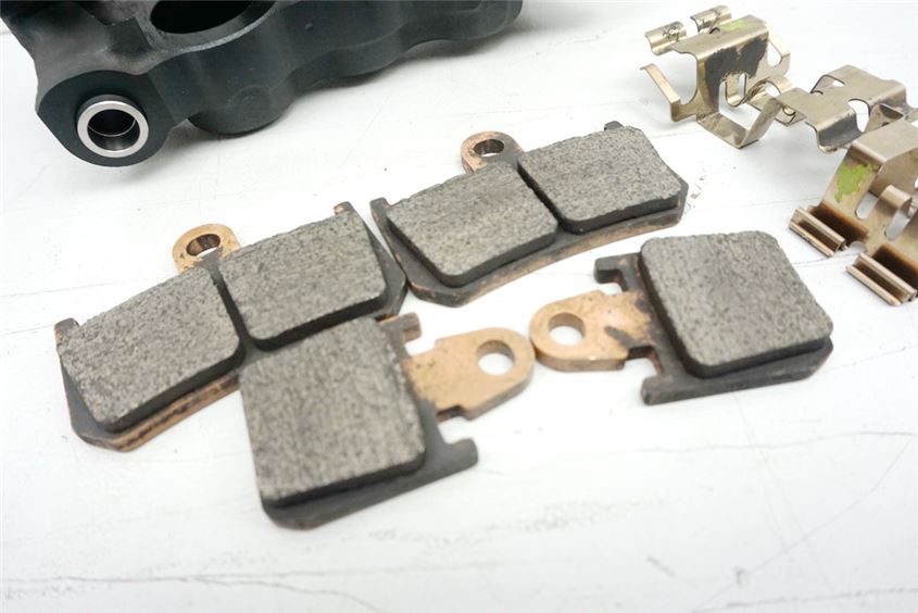 YAMAHA MT01 RP18 BREMSSATTEL RECHTS BRAKE CALIPER