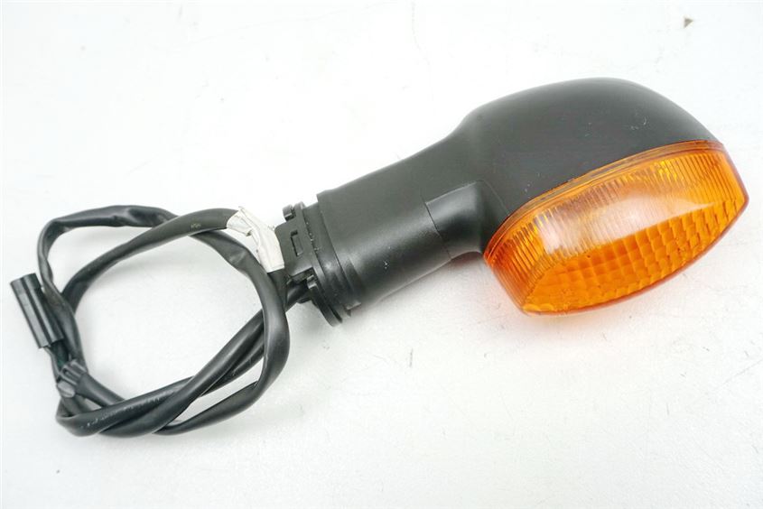INTERMITENTE TRASERO DERECHO YAMAHA MT01 RP18