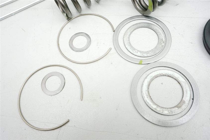 YAMAHA MT01 RP18 MUELLE HORQUILLA PARTES INTERNAS