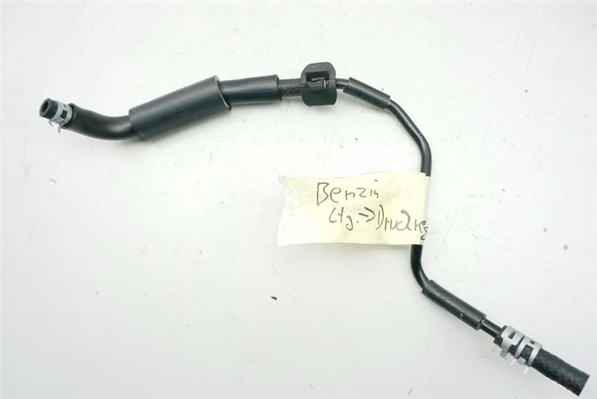 YAMAHA MT01 RP18 BENZINLEITUNG DRUCKREGLER KRAFTSTOFF FUEL PIPE