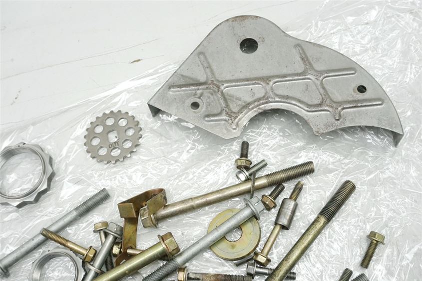 HONDA GL 1800 SC47 A ABS GOLDWING SCHRAUBEN & KLEINTEILE - MOTOR