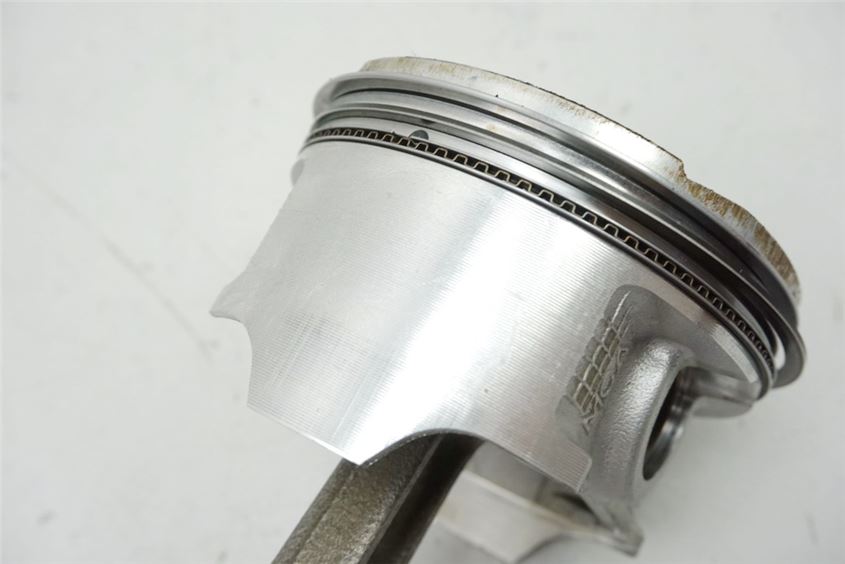 HONDA GL 1800 SC47 A ABS GOLDWING PISTON VI & CONNECTING ROD