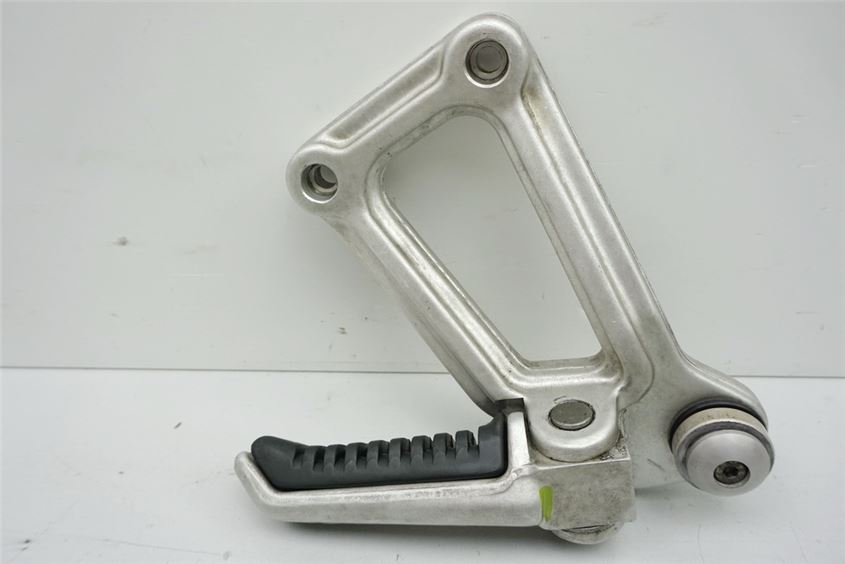 DUCATI 900 SS SUPERSPORT REPOSAPIÉS PASAJERO DERECHO