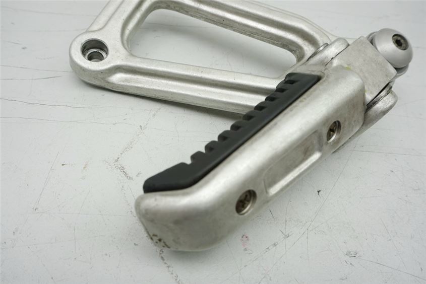 DUCATI 900 SS SUPERSPORT REPOSAPIÉS PASAJERO DERECHO