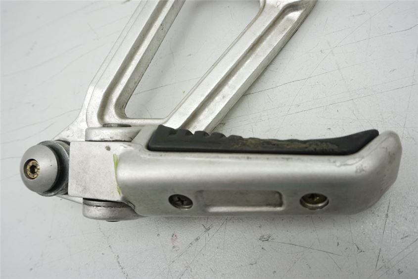 DUCATI 900 SS SUPERSPORT REPOSAPIÉS PASAJERO IZQUIERDO FOOTREST