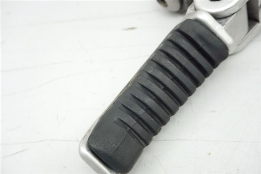 DUCATI 900 SS SUPERSPORT FUßRASTENANLAGE SOZIUS LINKS FOOTREST