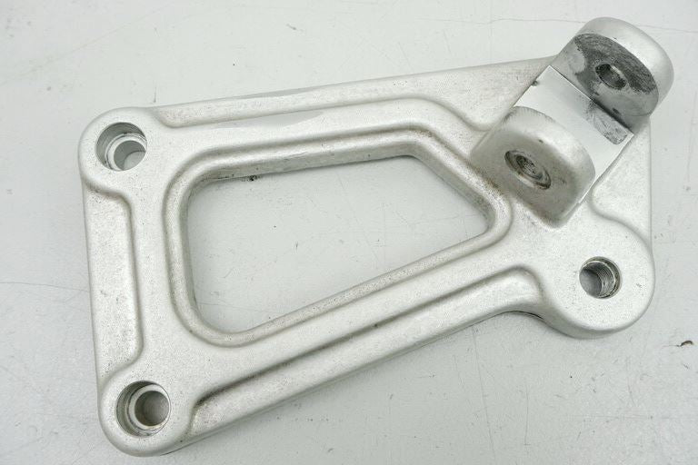 DUCATI 900 SS SUPERSPORT SOPORTE ESTRIBERA CONDUCTOR IZQUIERDO PLACA ESTRIBERA