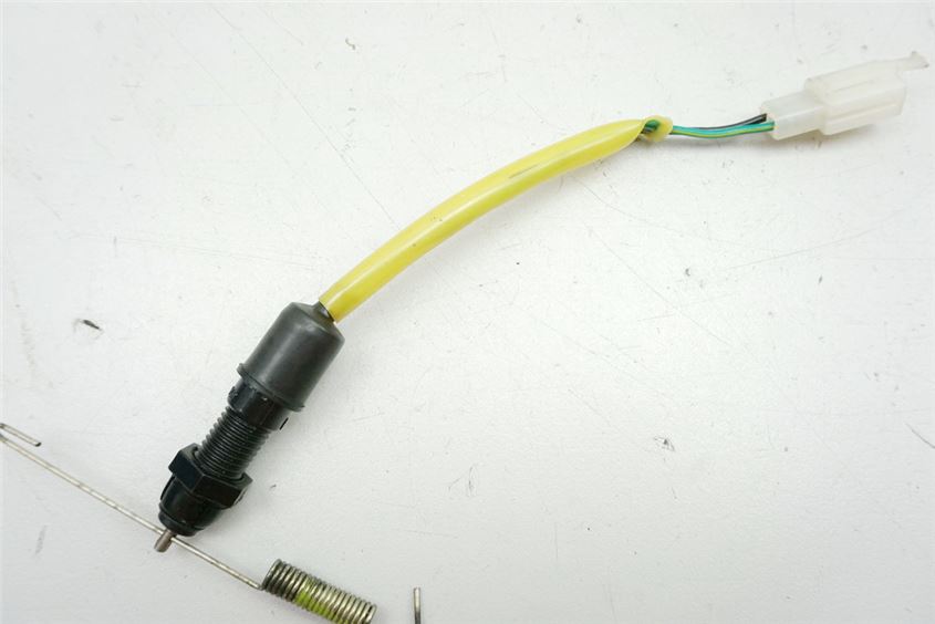 KYMCO NEXXON 50 CK50Q-B REAR BRAKE LIGHT SWITCH