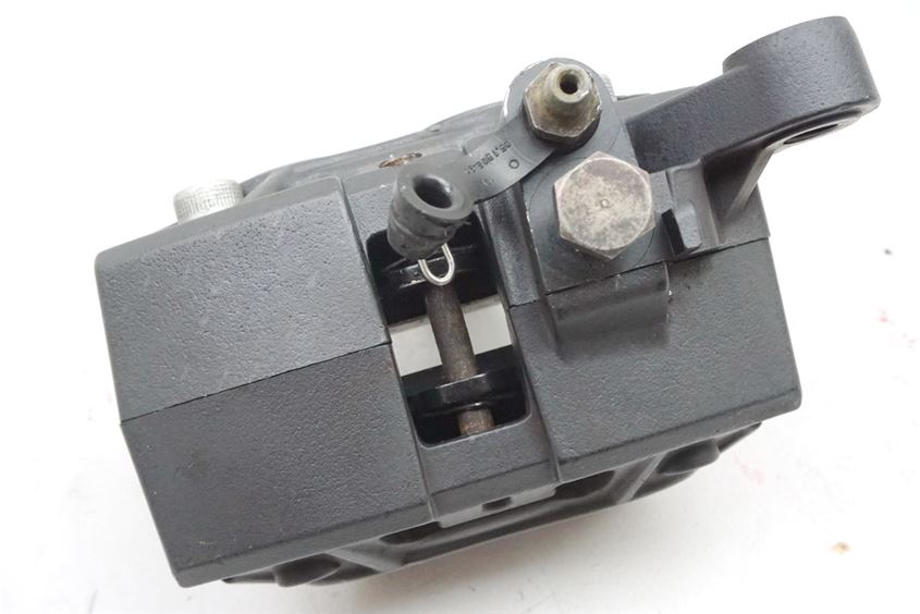 BMW R 850 R 259 PINZA DE FRENO DELANTERA IZQUIERDA