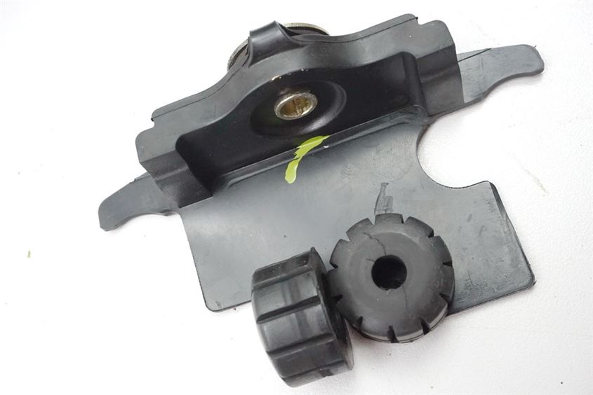DAELIM VT 125b TANK GUMMIS HALTER