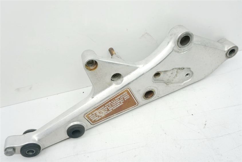 HONDA CB 750 F RC04 BOLDOR FUßRASTENPLATTE FAHRER RECHTS HALTER FUßRASTE
