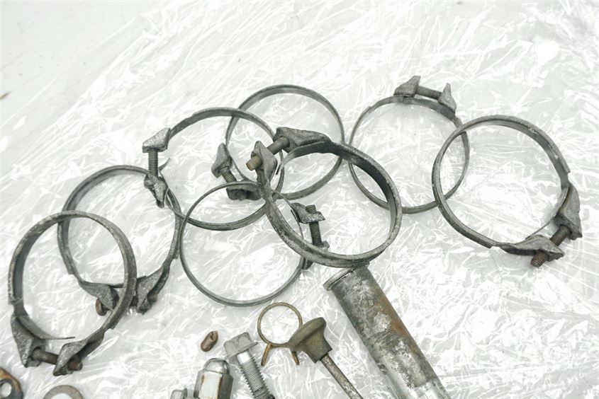 HONDA CB 750 F RC04 BOLDOR TORNILLOS Y PIEZAS PEQUEÑAS