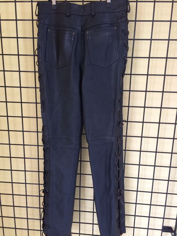 MOTORRADHOSE LEDERHOSE AKITO MIT SEITLICHER SCHNÜRUNG GRÖßE 50