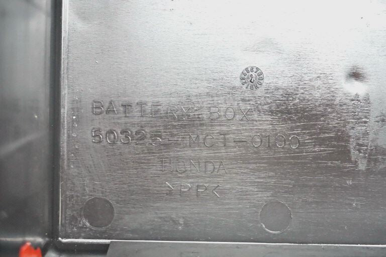 HONDA FJS 600 PF01 SILVER WING BATTERY BOX BATTERY COMPARTMENT