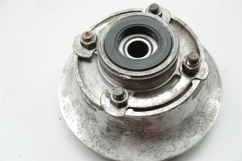 SUZUKI RG 80 GAMMA NC11A SOPORTE DE LA CORONA PIÑÓN
