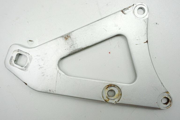 SUZUKI RG 80 GAMMA NC11A FOOTPEG BRACKET RIDER LEFT HOLDER FOOTREST