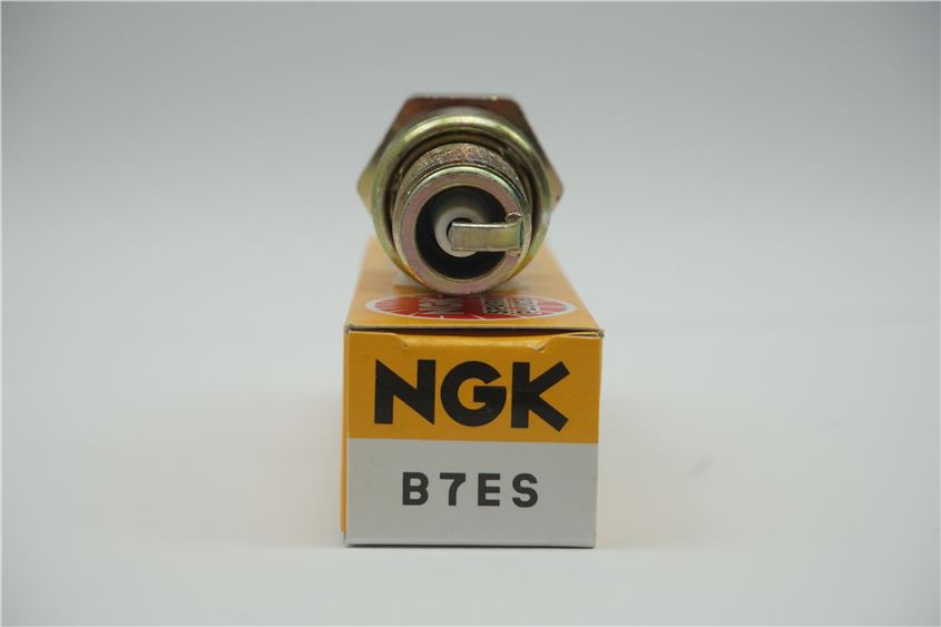 ZÜNDKERZE NGK - B7ES