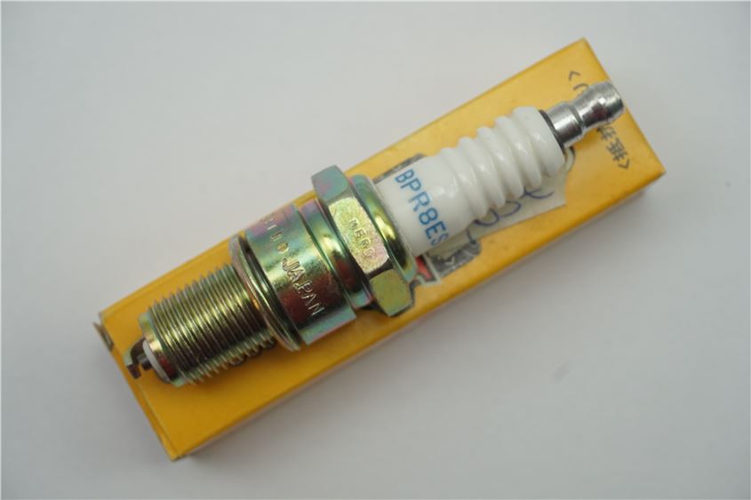 SPARK PLUG NGK - BPR8ES