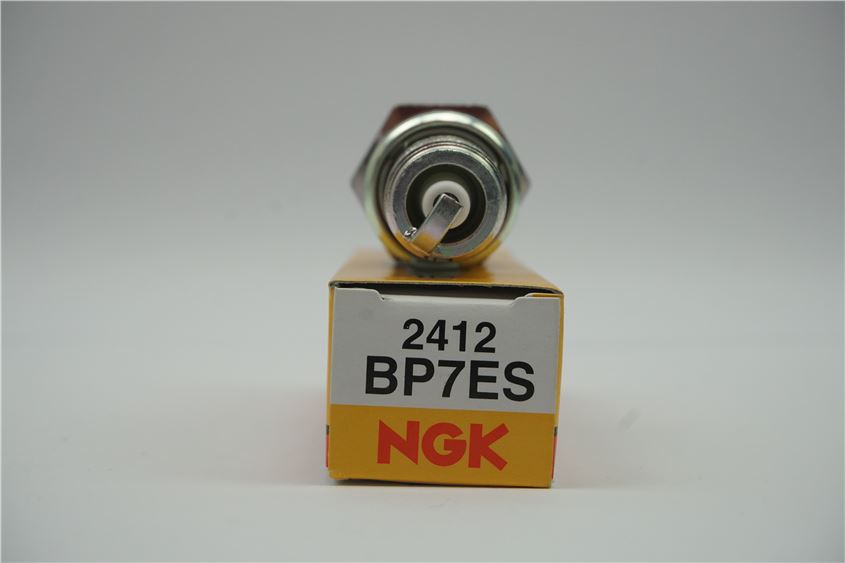 ZÜNDKERZE NGK - BP7ES
