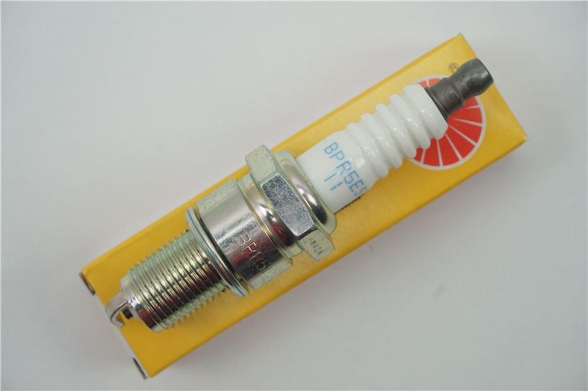 SPARK PLUG NGK - BPR5ES-11