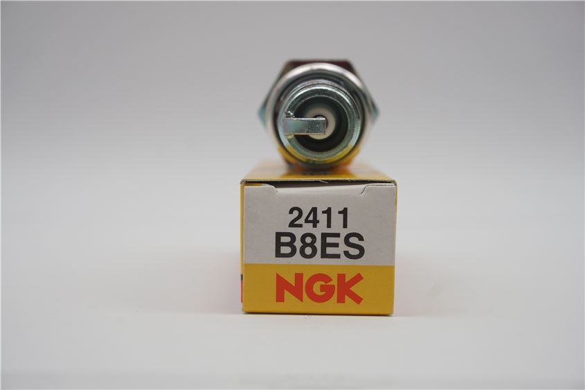 BUJÍA NGK - B8ES