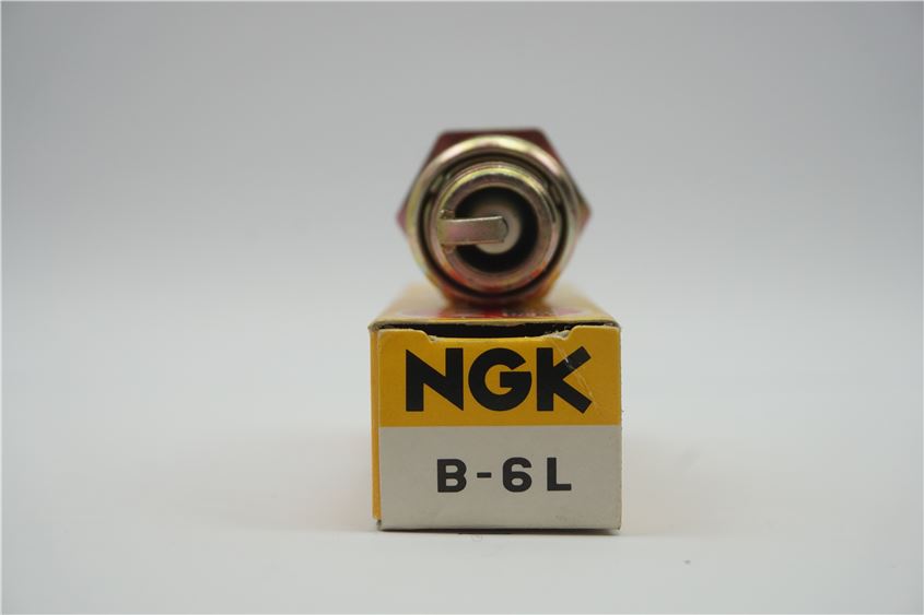 BUJÍA NGK - B-6L