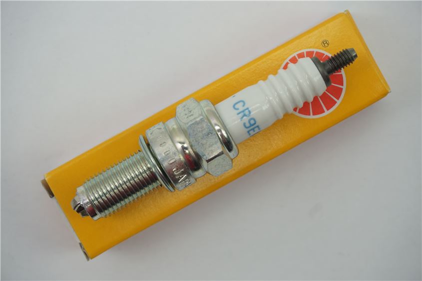 SPARK PLUG NGK - CR9EK
