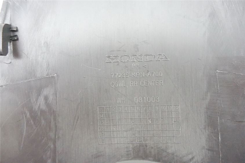 HONDA CB 125 F JC64 REAR FAIRING MIDDLE COVER