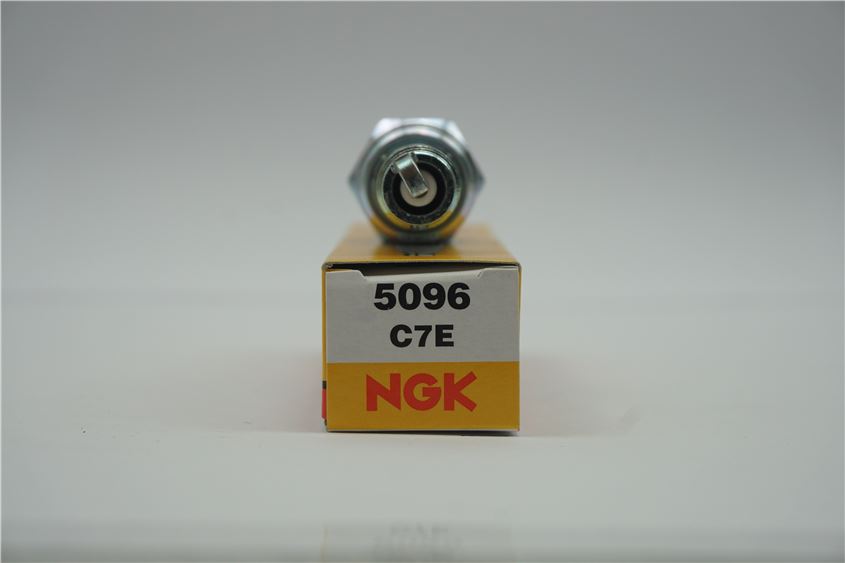 ZÜNDKERZE NGK - C7E