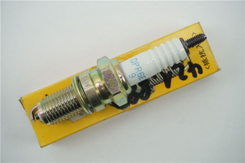 SPARK PLUG NGK - DPR6EA-9