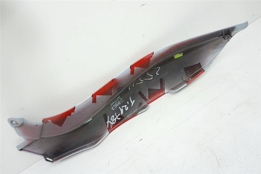 BMW K 1200 RS K12 HECKVERKLEIDUNG RECHTS ABDECKUNG COVER VERKLEIDUNG