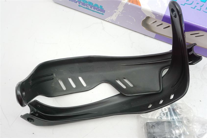 HANDSCHÜTZER PROTEKTOREN ARTEC HANDPROTEKTOREN