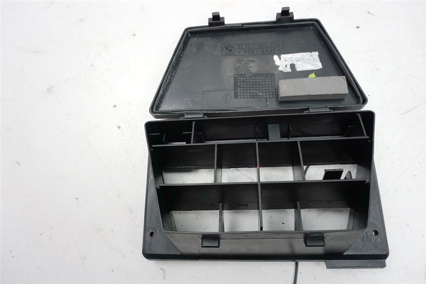 BMW R 1100 RT 259 FUSE BOX RELAY