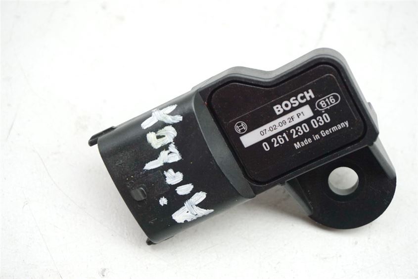 MV AGUSTA 910 BRUTALE F4 TEMPERATURFÜHLER BOSCH SENSOR AIRBOX