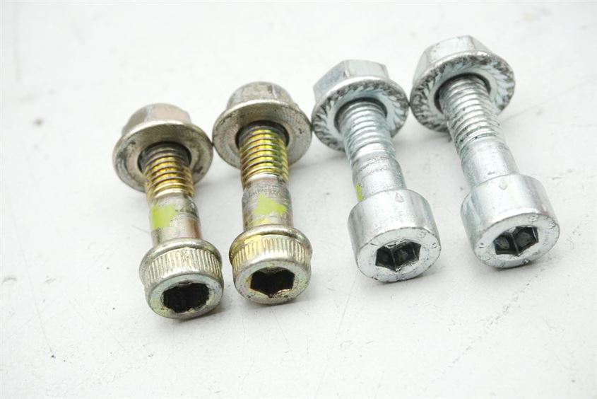 MV AGUSTA 910 BRUTALE F4 SCHRAUBEN HECKRAHMEN SCREWS