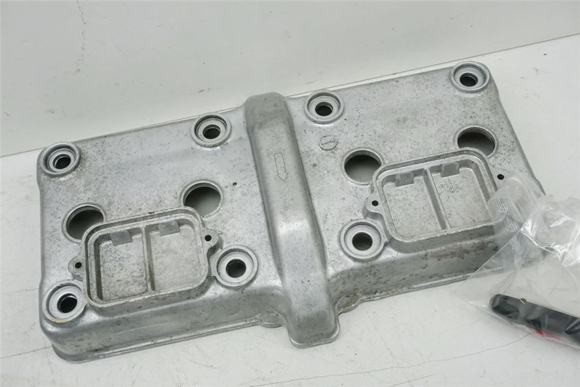 KAWASAKI ZZR 500 ZX500C VENTILDECKEL COVER MOTOR MOTORDECKEL