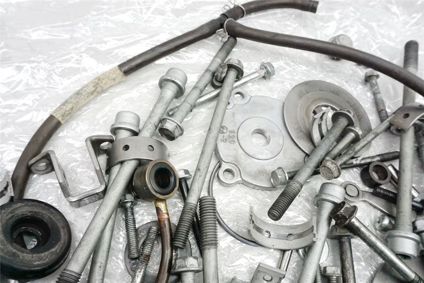 KAWASAKI ZZR 500 ZX500C SCHRAUBEN & KLEINTEILE - MOTOR