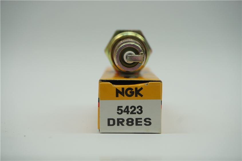 BUJÍA NGK - DR8ES