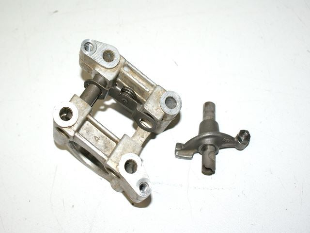 HONDA SCV 100 JF11 LEAD SOPORTE LEVA ÁRBOL DE LEVAS PUENTE COJINETE BALANCÍN
