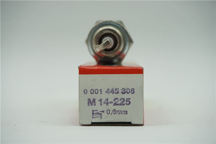 ZÜNDKERZE BERU ISOLATOR - M14-225
