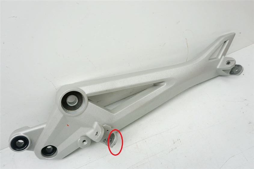 DUCATI MONSTER 696 M5 FUßRASTENPLATTE LINKS HALTER FUßRASTE FOOTREST