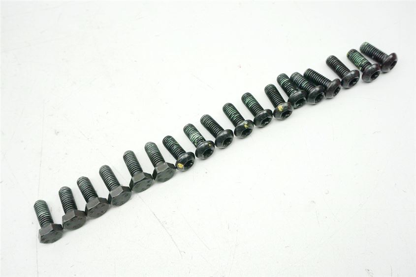 DUCATI MONSTER 696 M5 SCHRAUBEN BREMSSCHEIBEN SCREWS