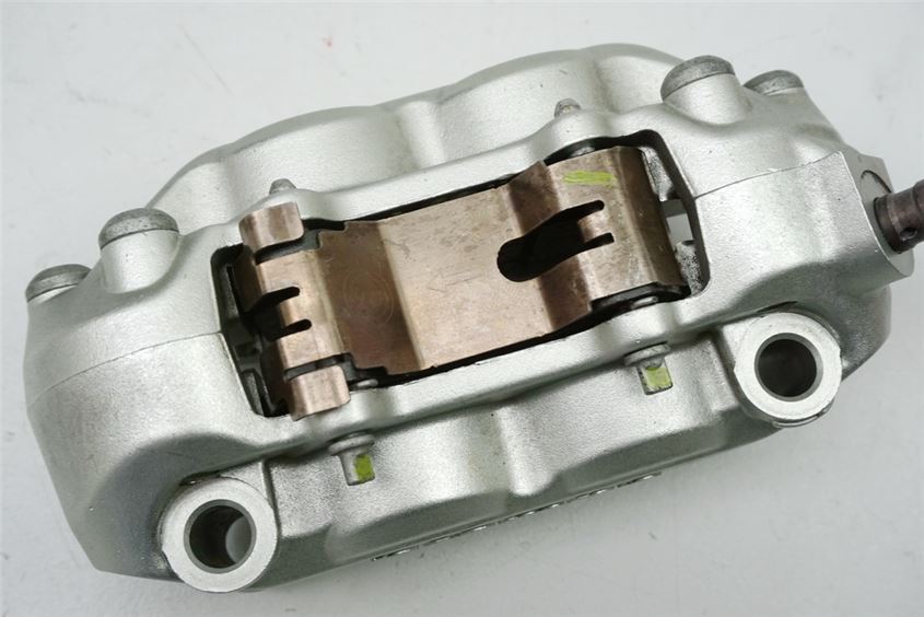 DUCATI MONSTER 696 M5 BREMSSATTEL RECHTS BREMBO BRAKE CALIPER