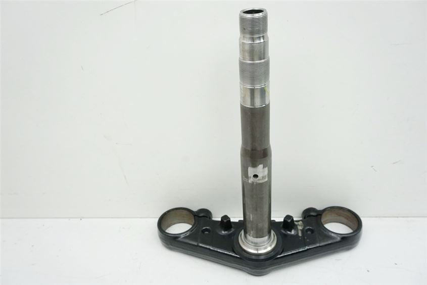 YAMAHA FZS 600 RJ02 FAZER LOWER TRIPLE CLAMP FORK