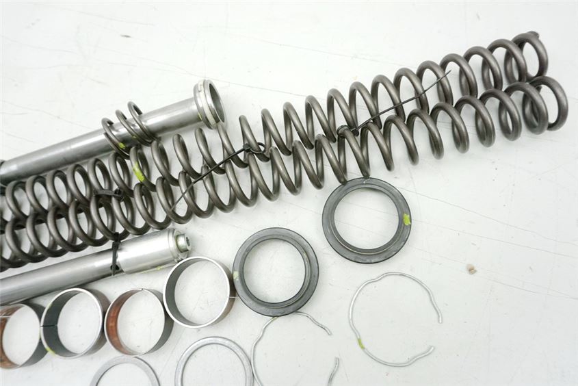YAMAHA XVZ 1300 VP09 ROYAL STAR FORK INTERNAL PARTS DAMPER SPRING CARTRIDGE - PAIR