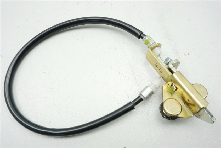YAMAHA FZS 600 RJ02 FAZER SEAT LOCK CABLE